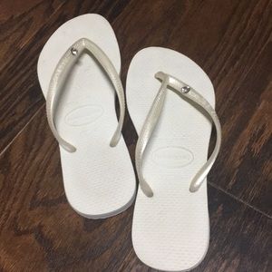 White Havaianas Slim flip flops